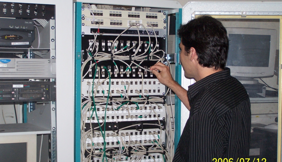 installation et maintenance d'équipements réseaux
